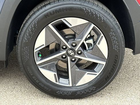 Used 2026 Hyundai Tucson SEL FWD image 9