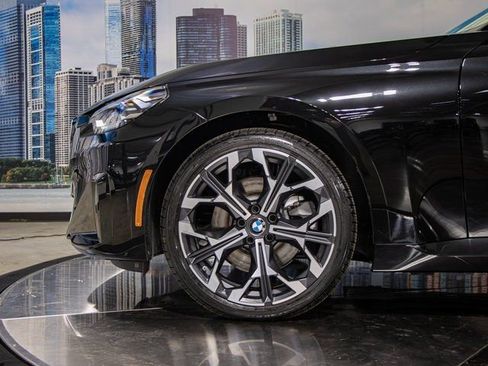 Used 2025 BMW 230i xDrive Coupe w/ Convenience Package image 7