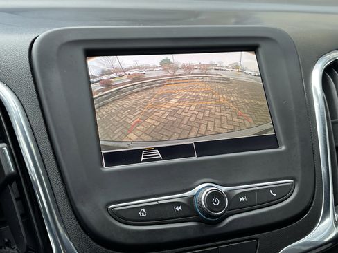 Used 2022 Chevrolet Equinox LT image 27