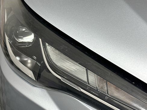 Used 2022 Toyota Corolla Cross L FWD image 7