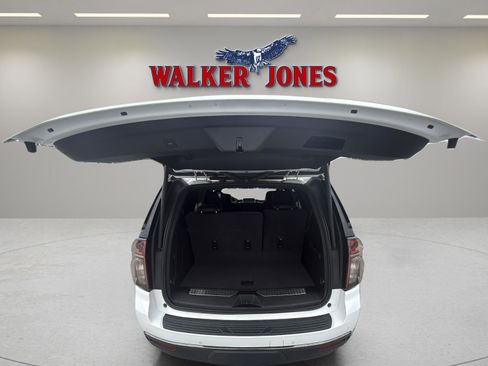 Used 2022 Chevrolet Tahoe RST w/ Luxury Package image 16