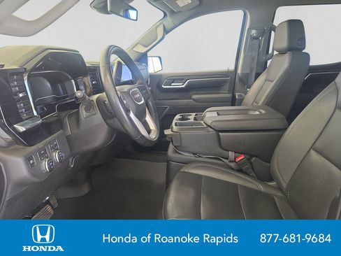 Used 2025 GMC Sierra 1500 SLT AWD/4WD image 10