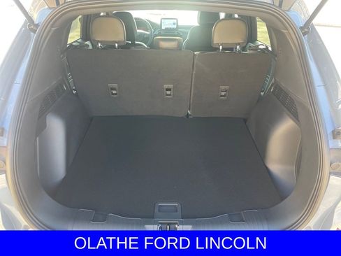 New 2026 Ford Escape ST-Line w/ Cold Weather Package image 19