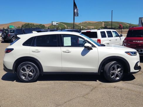 Used 2024 Honda HR-V EX-L image 3