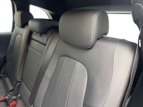 Used 2023 Mercedes-Benz EQB 300 4MATIC w/ Pinnacle Package image 33