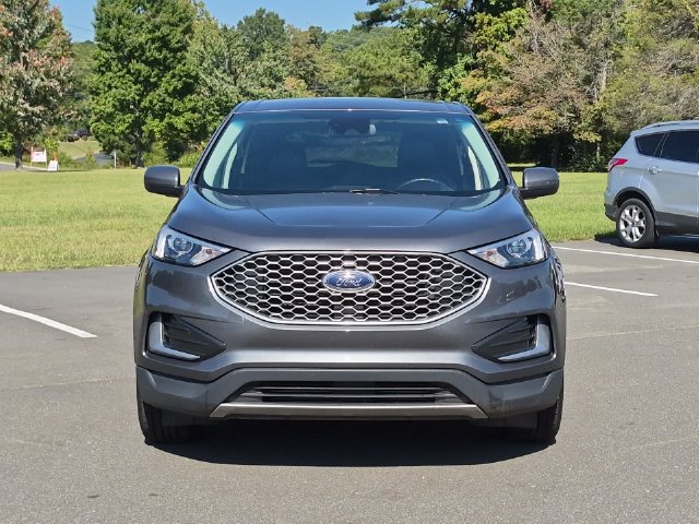Used 2024 Ford Edge SEL AWD/4WD image 16