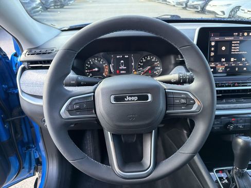 Used 2022 Jeep Compass Latitude AWD/4WD image 24