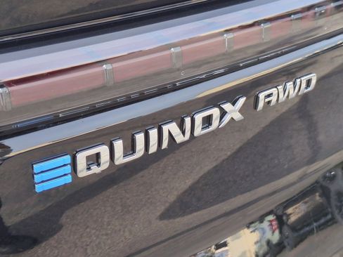 New 2026 Chevrolet Equinox EV LT image 29