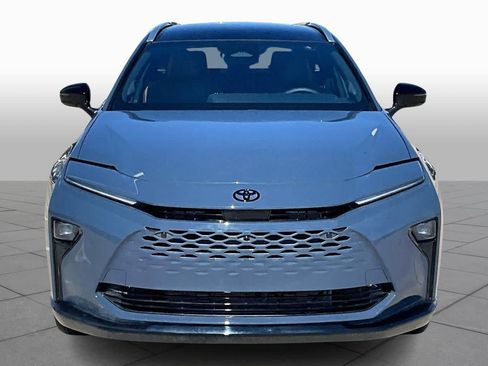 New 2026 Toyota Crown Signia Limited image 3