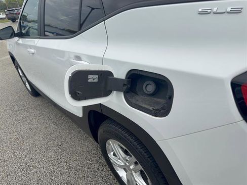 Used 2024 GMC Terrain SLE w/ Driver Convenience Package AWD/4WD image 23