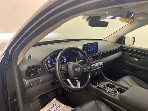 Used 2025 Honda Pilot EX-L image 7