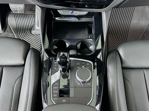 Used 2024 BMW X4 M40i w/ Premium Package image 13