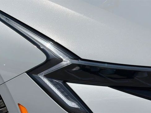 New 2026 Kia K5 GT FWD image 32