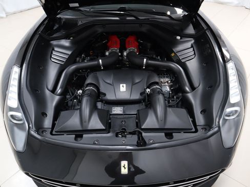 Used 2016 Ferrari California T RWD image 20