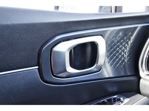 Certified 2025 Kia Sorento LX image 22