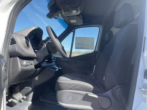 New 2026 Mercedes-Benz Sprinter 2500 image 13