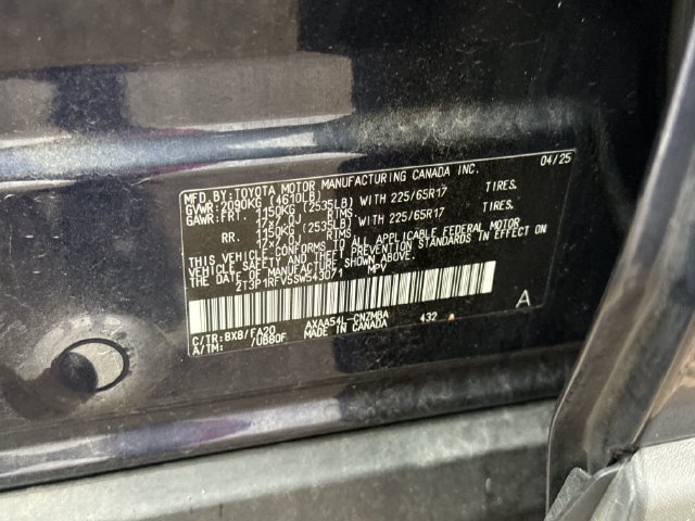 Used 2025 Toyota RAV4 XLE AWD/4WD image 37