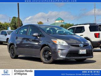 Used 2014 Toyota Prius Two image 1