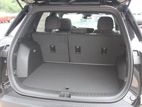 New 2026 Chevrolet Equinox LT FWD image 17