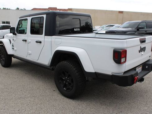 Used 2021 Jeep Gladiator Sport AWD/4WD image 6