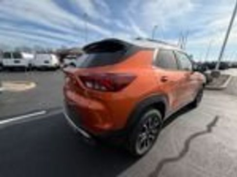 Used 2023 Chevrolet TrailBlazer ACTIV w/ Convenience Package image 3