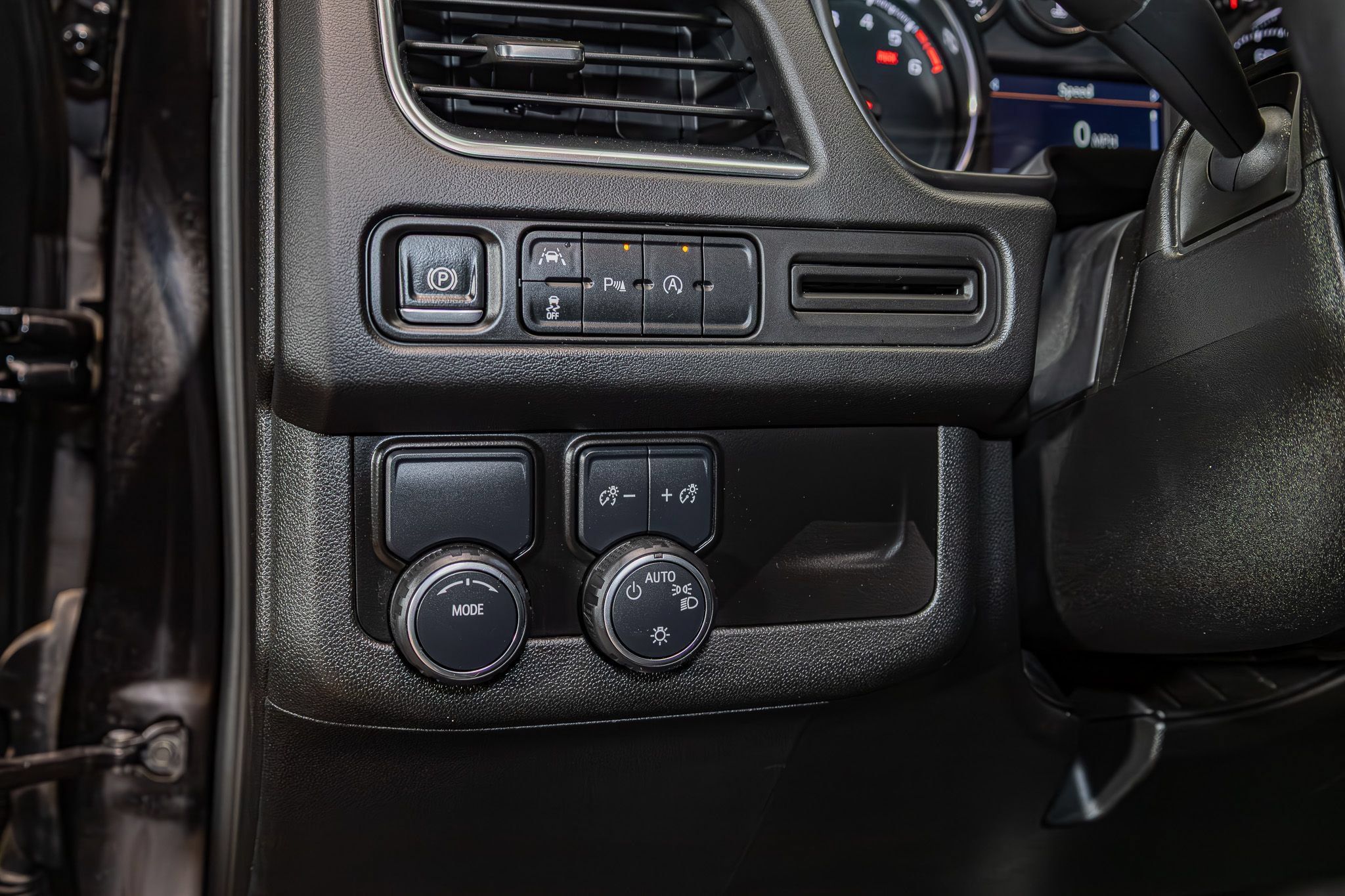 Used 2024 Chevrolet Tahoe LS w/ Driver Alert Package RWD image 17