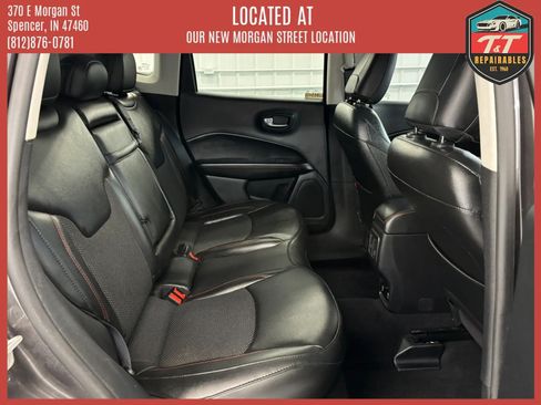 Used 2019 Jeep Compass Trailhawk w/ Cold Weather Group AWD/4WD image 32