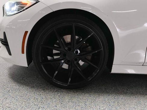 Used 2019 BMW 330i Sedan w/ Convenience Package RWD image 5