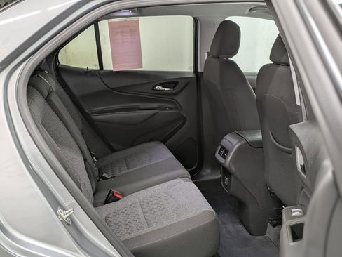 Used 2024 Chevrolet Equinox LT image 23
