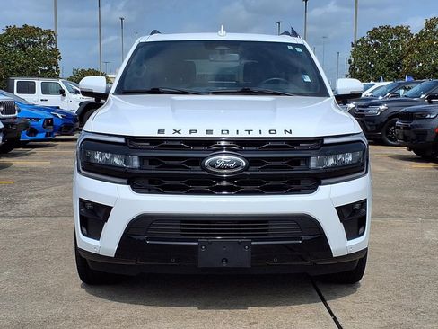 Used 2024 Ford Expedition Limited RWD image 6