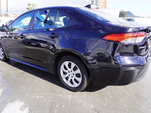 Certified 2025 Toyota Corolla LE image 5