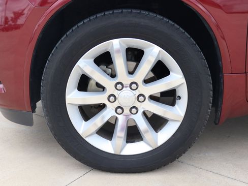 Used 2017 Buick Enclave Premium w/ Experience Buick Package FWD image 33