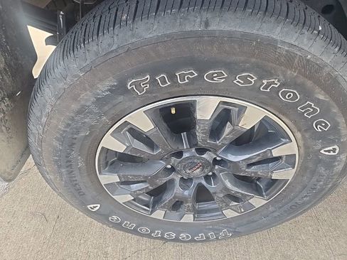 Used 2021 Nissan Titan PRO-4X image 10