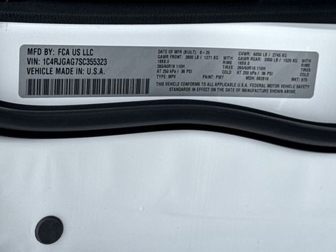 New 2025 Jeep Grand Cherokee Laredo X w/ Luxury Tech Group I image 31