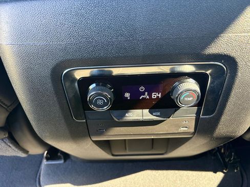 Used 2025 Chevrolet Tahoe LT AWD/4WD image 28