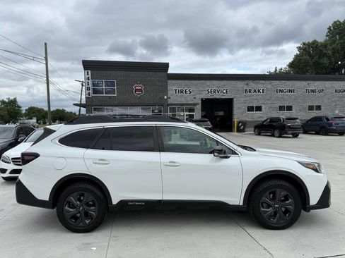 Used 2020 Subaru Outback Onyx Edition XT image 8