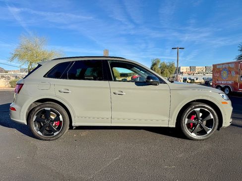 Used 2019 Audi SQ5 Prestige w/ Prestige Package image 5