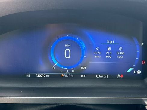 Used 2020 Ford Explorer Platinum w/ Premium Technology Package AWD/4WD image 28