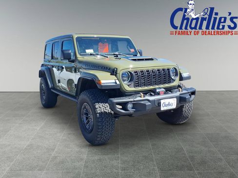Used 2025 Jeep Wrangler Unlimited Rubicon 392 AWD/4WD image 3