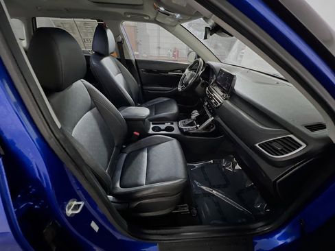 Used 2021 Kia Seltos SX w/ SX Sunroof Package image 31
