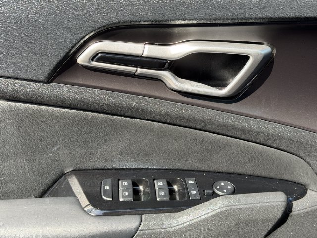 Used 2023 Kia Sportage EX FWD image 21