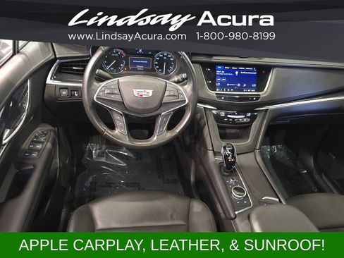 Used 2022 Cadillac XT5 Premium Luxury FWD image 12