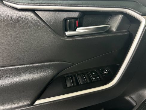 Used 2024 Toyota RAV4 XLE FWD image 10