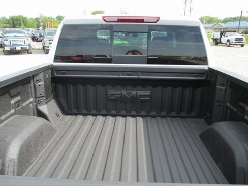 New 2026 GMC Sierra 1500 AT4 w/ AT4 Premium Package image 6