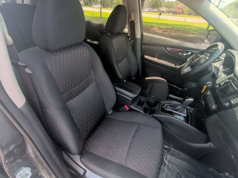 Used 2018 Nissan Rogue S FWD image 20