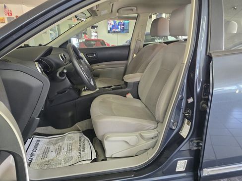 Used 2015 Nissan Rogue S w/ Convenience Package image 9