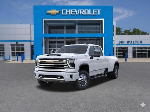 New 2026 Chevrolet Silverado 3500 High Country w/ Technology Package AWD/4WD image 9