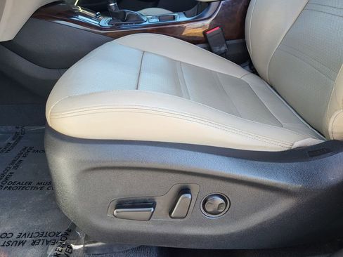 Used 2016 Kia Sorento EX w/ EX Premium Package image 14