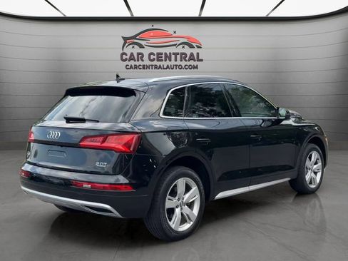 Used 2018 Audi Q5 2.0T Premium Plus w/ Premium Plus Package AWD/4WD image 5