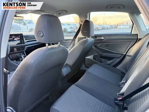 Used 2025 Volkswagen Jetta S image 4